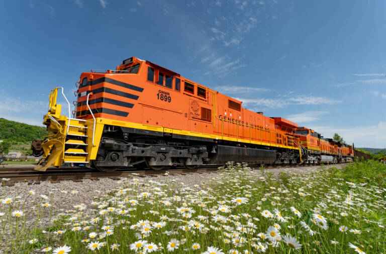 Genesee & Wyoming’s expansion: General Electric locomotives suit up ...