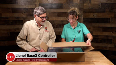 Lionel Base3 control system unboxing and reveal