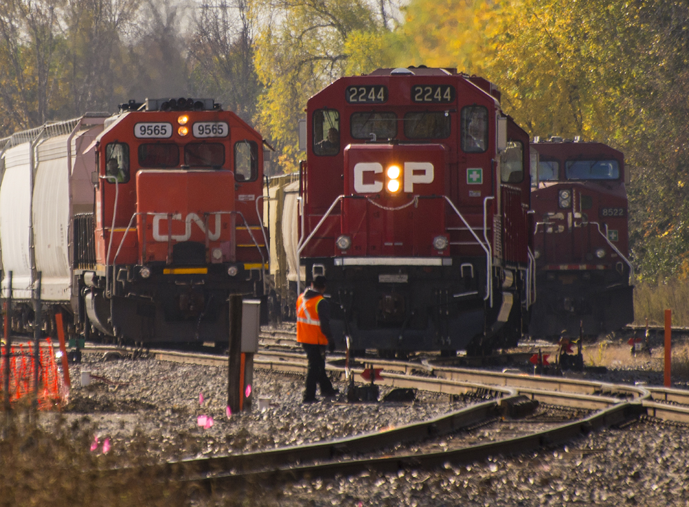 Canada’s Labour Minister ends strike at CN and CPKC