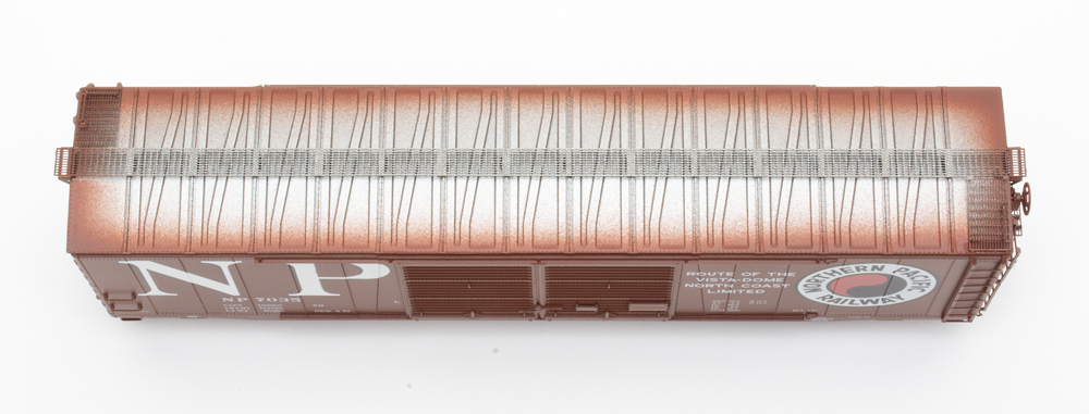  Color photo showing roof of HO scale boxcar.