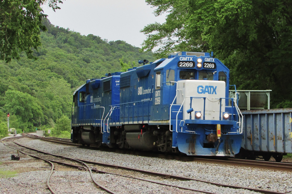 GATX adds four-axle EMDs, nine SD70ACes with Progress Rail locomotive ...