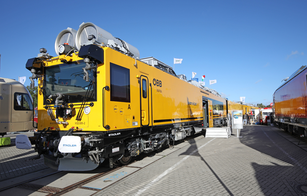 Yellow emergency rescue train