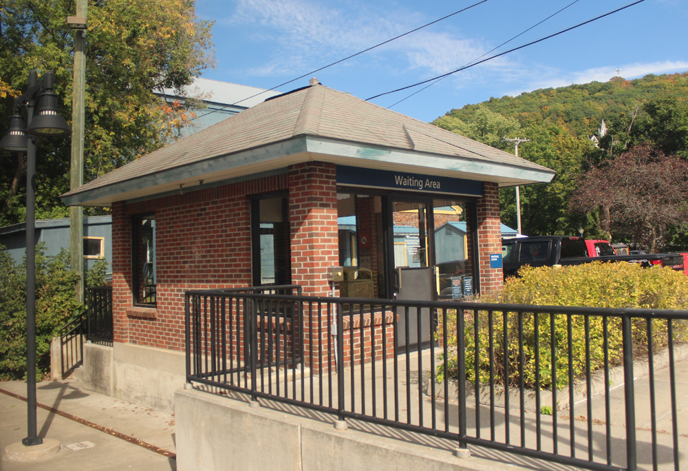 Brick Amtrak station shelter