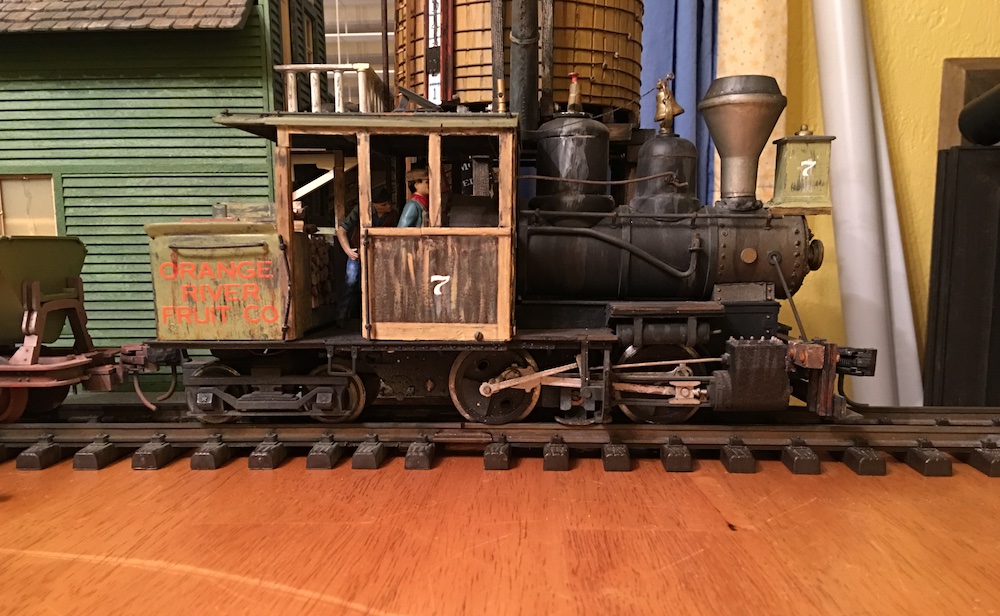 side view of model steam locomotive