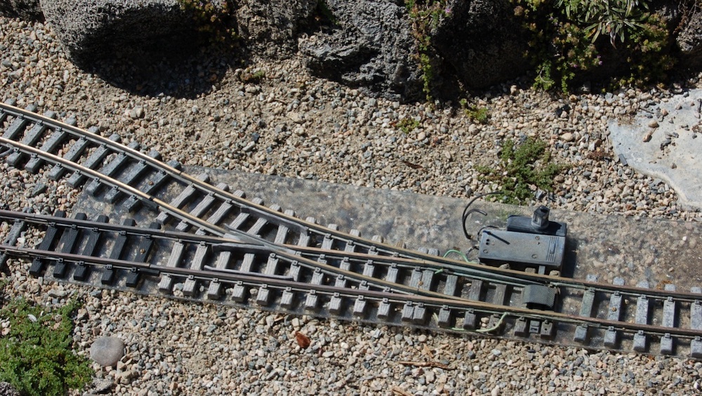 section of garden railway track