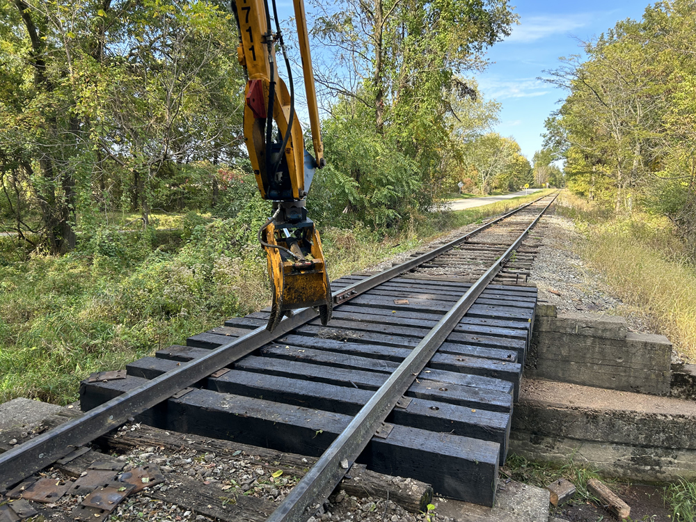 New ties on small bridge