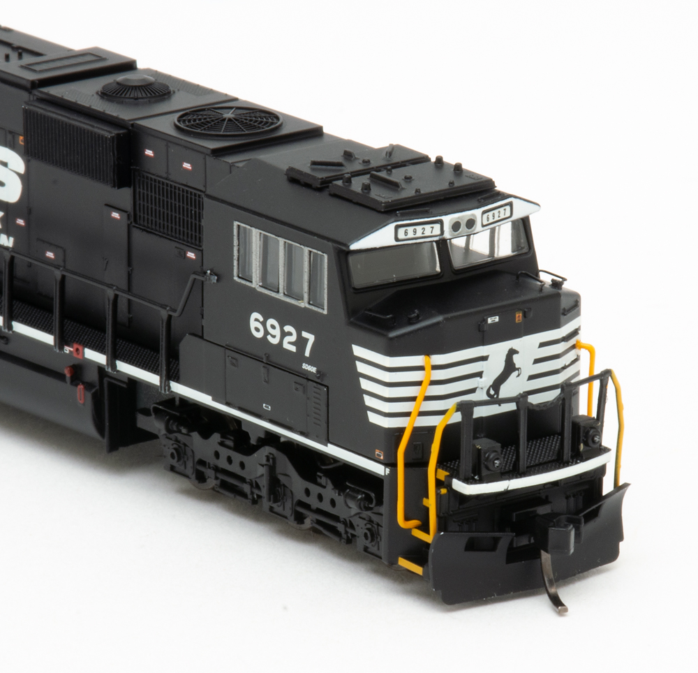 Color photo showing nose details on N scale locomotive.