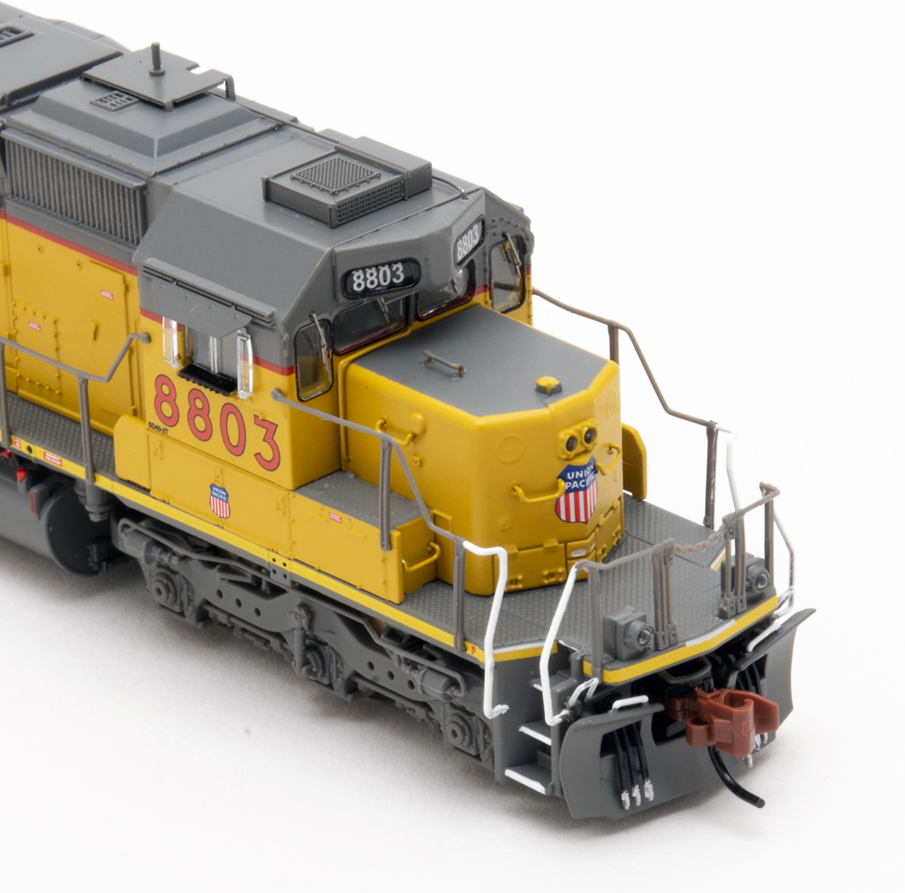 Color photo showing nose details on N scale diesel.